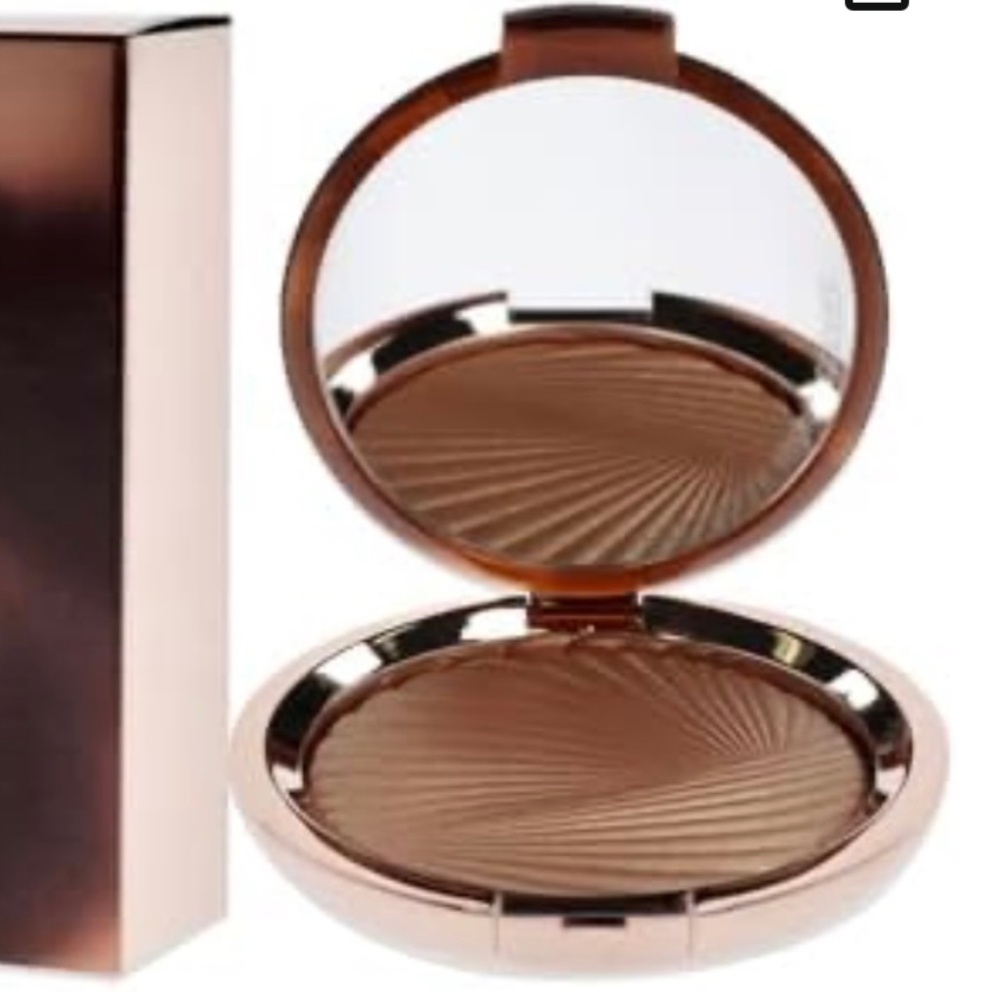 Estée Lauder Bronze Goddess highlighting powder gelee - Picture 5 of 5